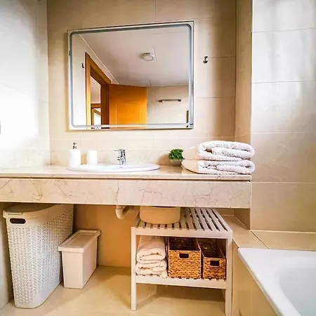 Apartmán Fantastic Ocean View Apt, Ac! Parking! Terrace! Pa86 *